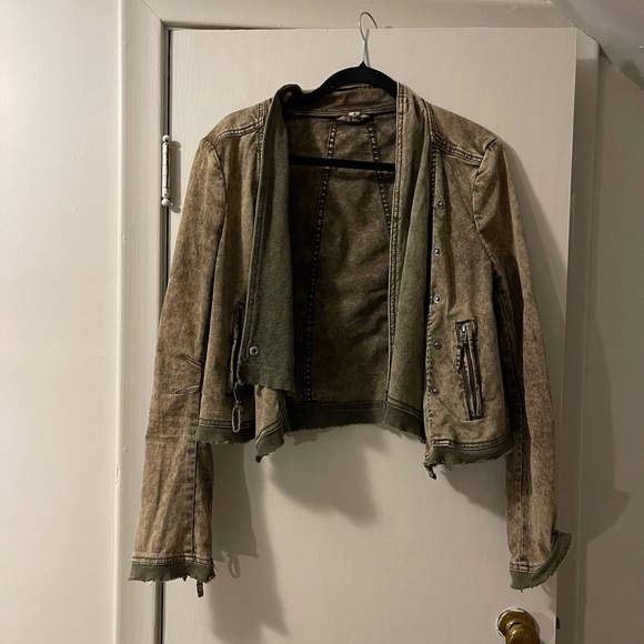 Army jacket - Picture 1 of 4